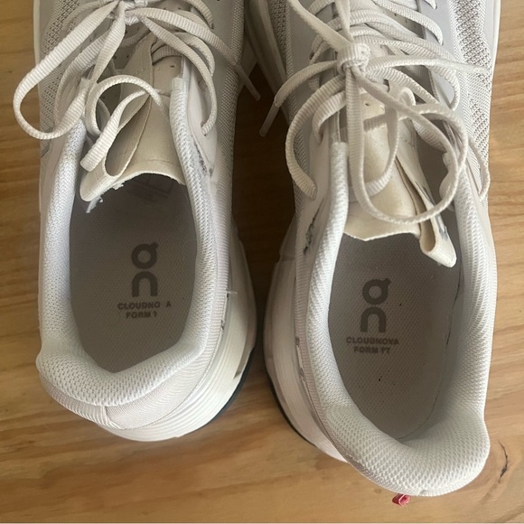 CloudNova Form 2 TT (size 8.5) - Picture 10 of 11